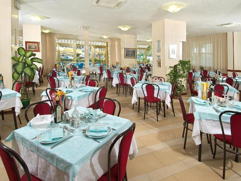Hotel Odeon Cervia Extérieur photo
