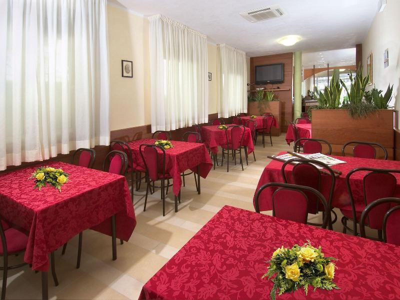 Hotel Odeon Cervia Extérieur photo