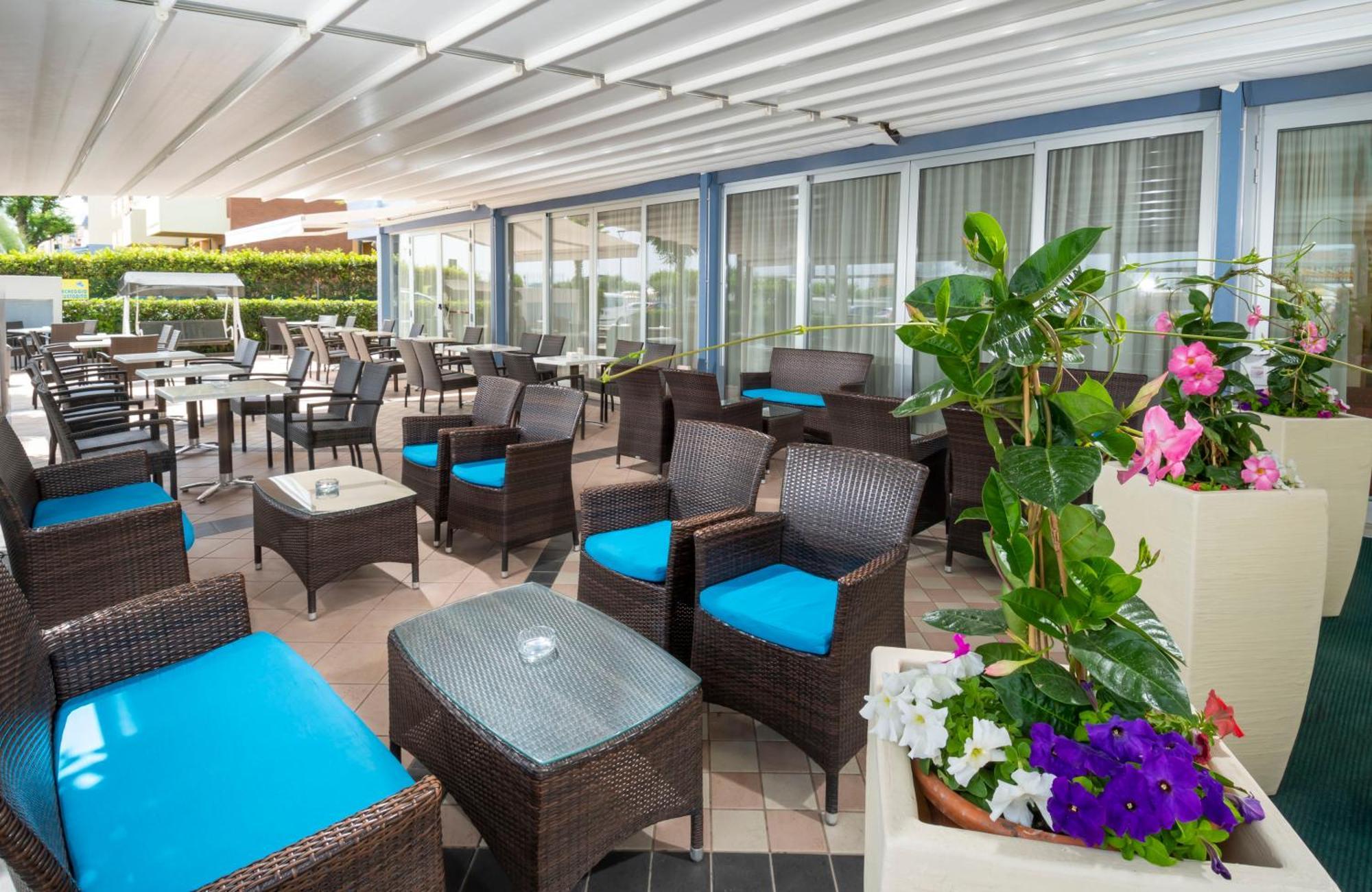 Hotel Odeon Cervia Extérieur photo